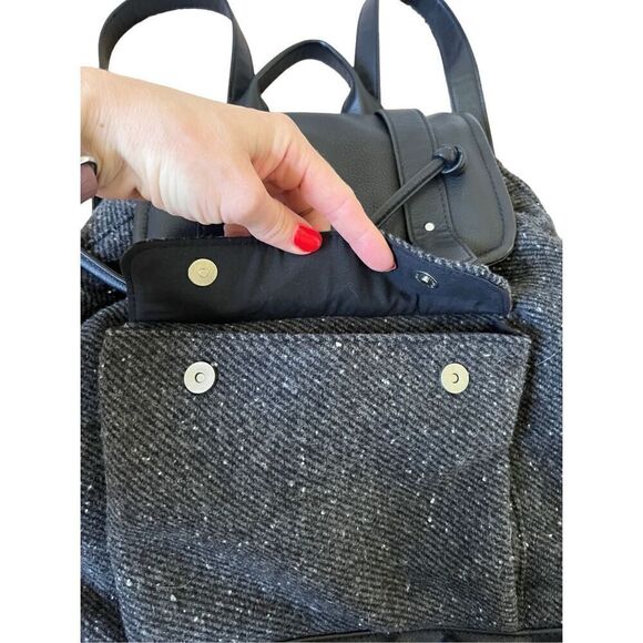 Abercrombie and Fitch Women Black Backpack Wool Blend Gray Black - Picture 6 of 16